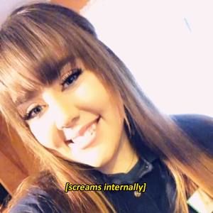 Meet your Posher, Caitlin